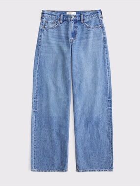 Light Wash Women’s Low Rise Loose Leg Jeans - Abercrombie & Fitch